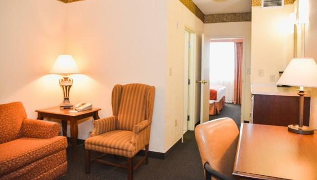 Country Inn & Suites By Radisson, London South, On Экстерьер фото